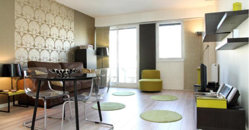 Studio Champs-elysees
